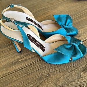 Rickard Shah turquoise slingback bow sandals